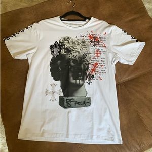 Men’s white short sleeve T Shirt. Size medium. From Hibbett Sports.